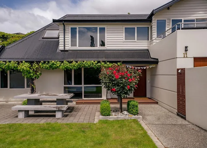 Holiday home Lakeside Premier Wanaka